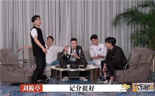 秦霄贤的高帮鞋成爆款，看到他上脚效果，网友：秋季必备！
