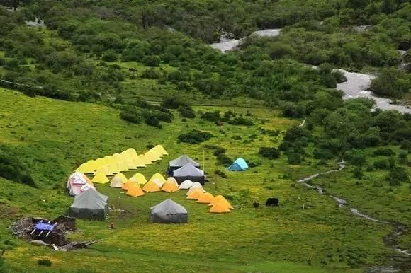 踏春四姑娘山，才是清明小长假的完美打开方式