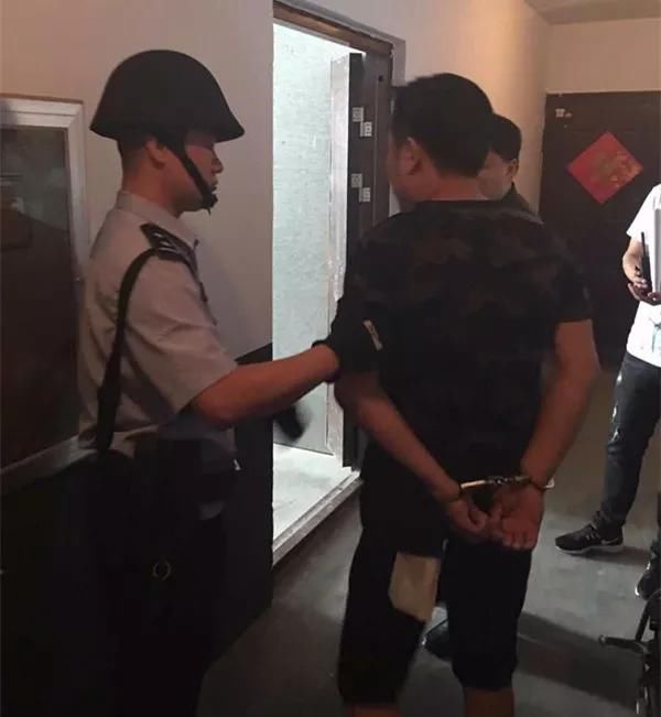 狠心父亲拒不支付孩子抚养费被拘传