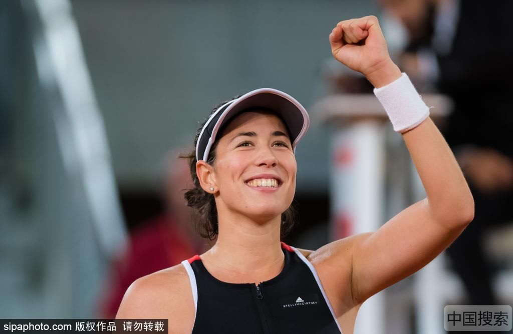 2018WTA马德里公开赛第2轮:穆古拉扎2-1维基