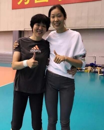 张常宁和丁霞带伤作战,蔡斌和赵勇应学习老褶