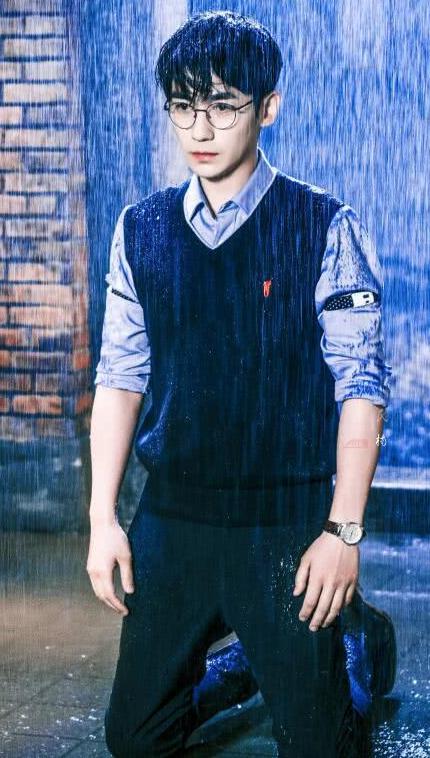 镇魂回来了,朱一龙白宇喊镇魂女孩回家,网友:感