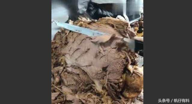 拉面馆二十斤牛肉能用三个月，看到这样的刀功也是没谁了