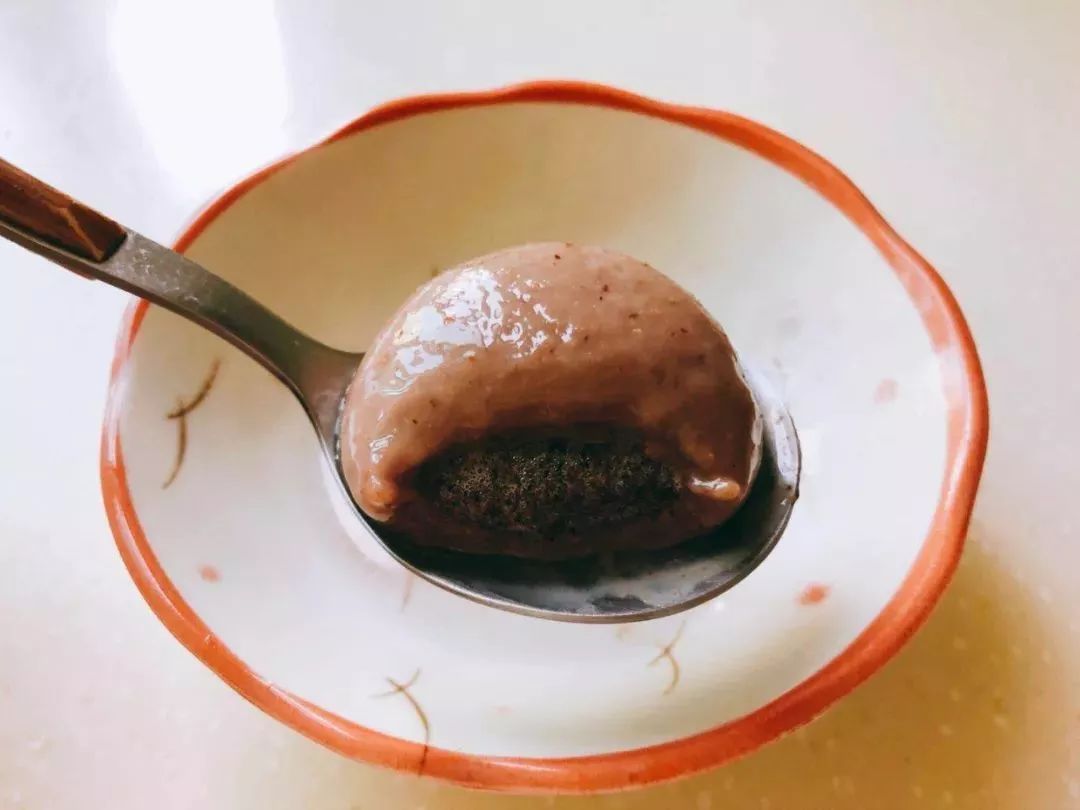 还争甜咸？我们狂吃十几包汤圆，榴莲抹茶玫瑰花……