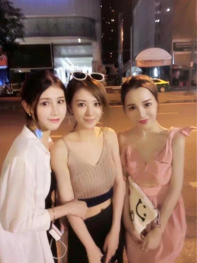 幽默笑话:这公婆也是够狠的啊,简直是拿生命来给儿媳妇办婚礼呀 幽默笑话:这公婆也是够狠的啊,简直是拿生命来给儿媳妇办婚礼呀