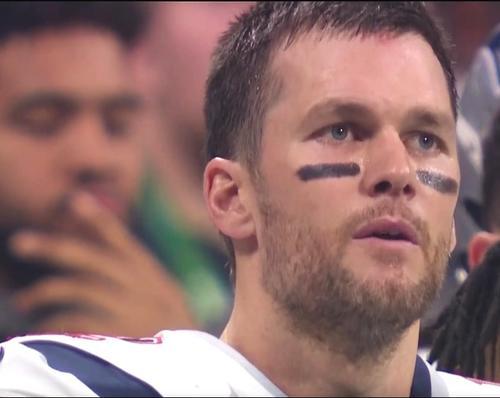 爱国者击败公羊再夺超级碗 吉娘娘助攻布雷迪