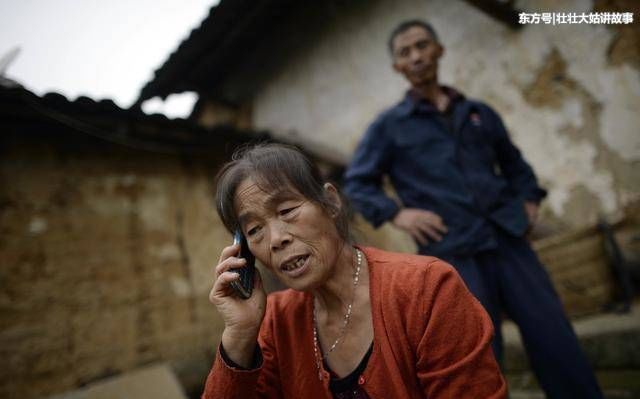娘家拆迁三套房都给我哥,妈说我是外人,两年后再见,我笑的腰疼