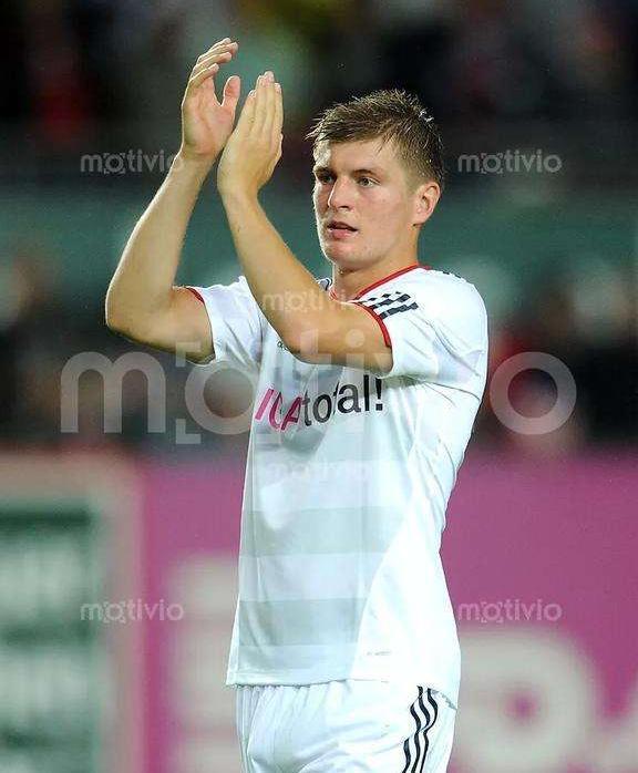 为什么当年一向不做赔本买卖的拜仁, 把克罗斯