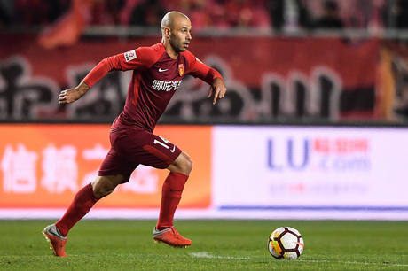 马斯切拉诺:我从未如此享受过足球 更喜欢踢中