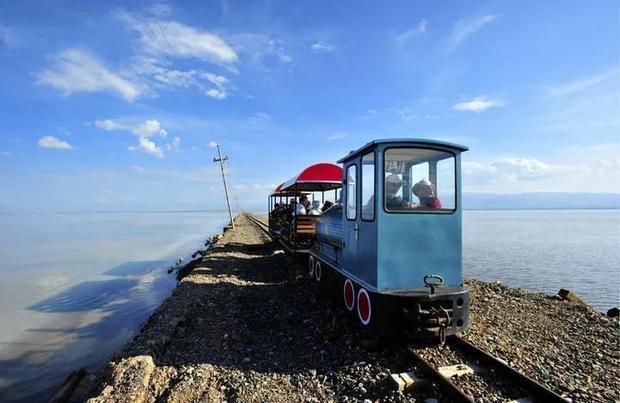 别去西藏了!西安出发只要100块,直达绝美的“天空之境”