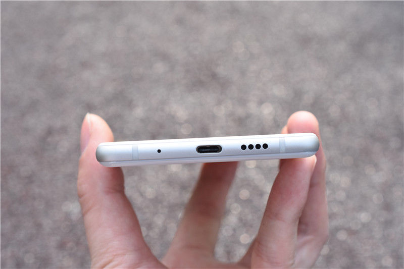 小米MIX 2S详评:一天预约量接近40万的手机,值