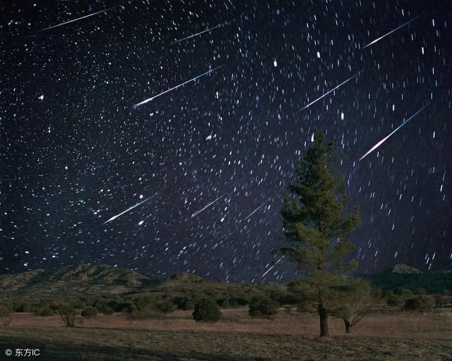 天外来客拜访火流星坠地，多人出发寻宝