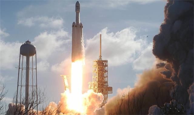 SpaceX最新：特斯拉跑车现在哪里？Starman咋样了？
