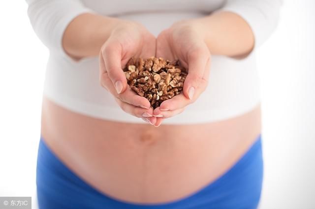 孕妇吃什么对胎儿视力好呢?怀孕吃什么宝宝皮