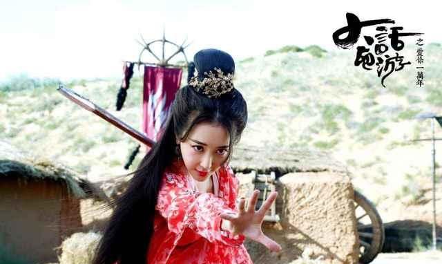 她因酷爱拍戏差点失聪，结婚6年痛失2子，如今嫁男神老公被宠成宝