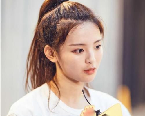 火箭少女徐梦洁接受采访:101女孩全被原经纪公