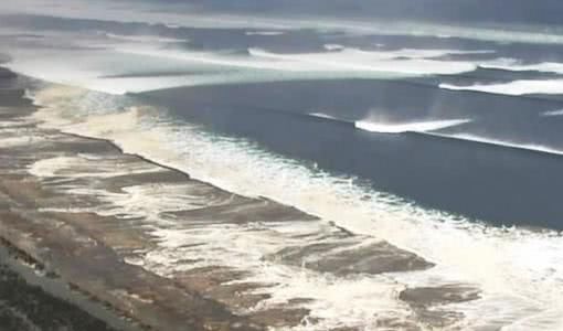 假如日本即将沉没，日本会向中国求助么？事实真相没有那么简单