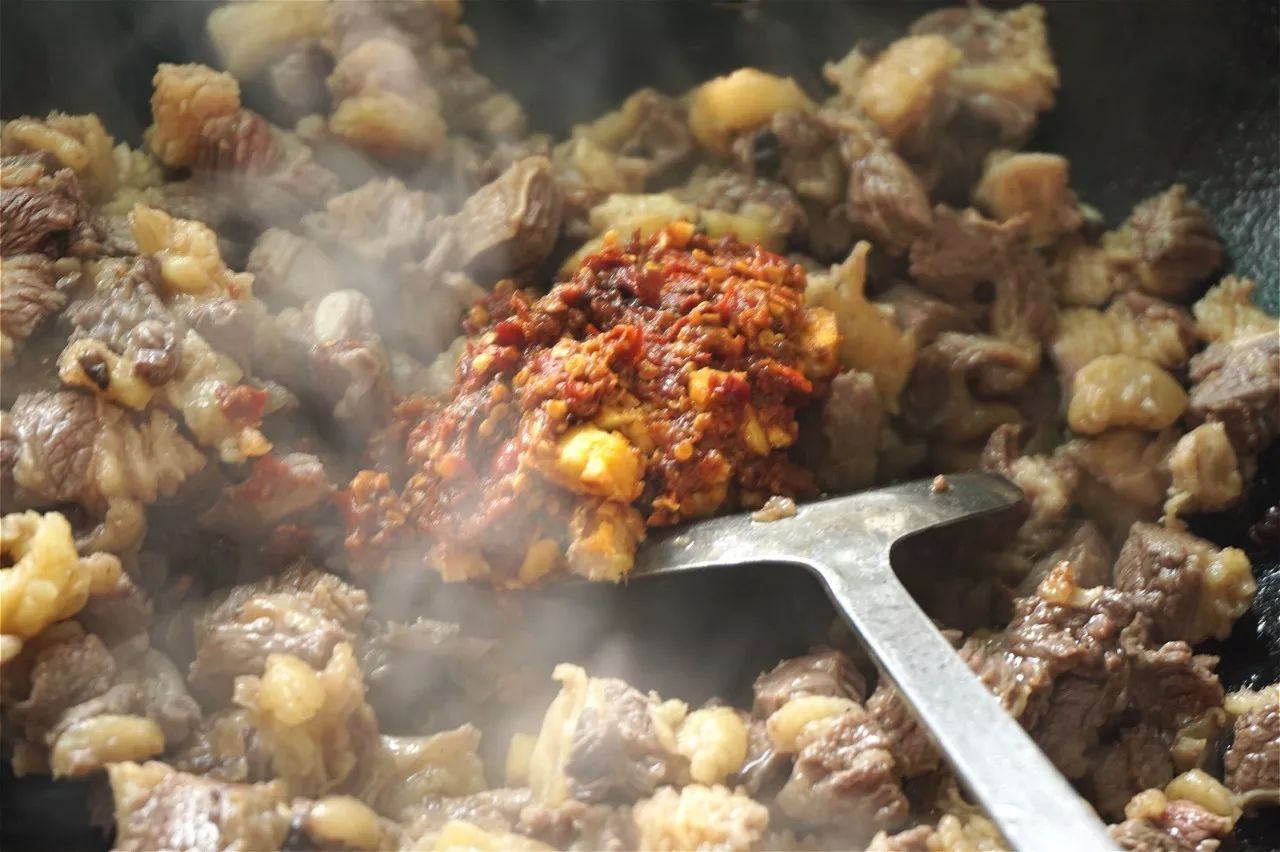 今天说的这碗牛肉面,跟兰州无关