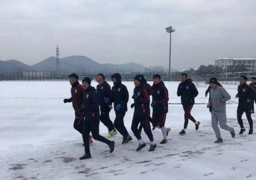 亚泰青训 | 三支童子军南下北海,开启冬训新生活