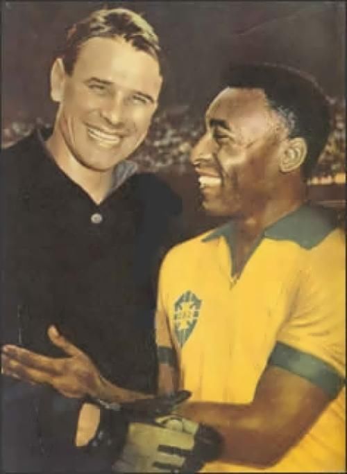 俄罗斯世界杯海报主角雅辛,自传书写另类门将