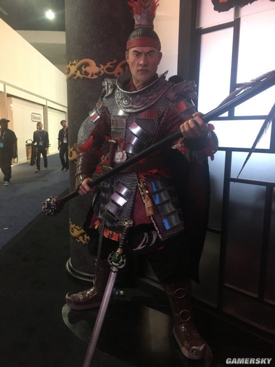 E3 2018:《三国:全面战争》E3展台吕布雕像人