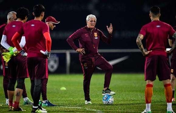 差距!韩国输球被罚服兵役,国足屡战屡败千万年