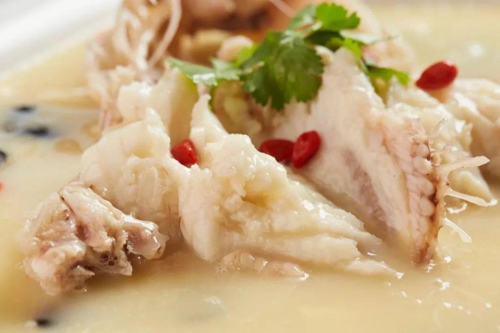 石头鱼做法 t0126514f41de04f2c0.jpg