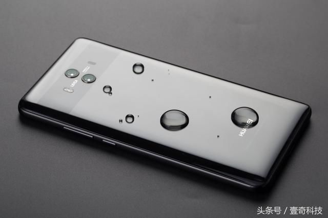 10月全球TOP手机背后:华为、小米都暴露了一