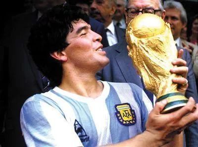 扒一扒四大球王的世界杯成绩单,C罗梅西还需好