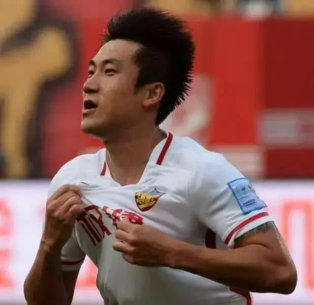 国足球员批评梅西:你跑动不积极,阿根廷不配晋