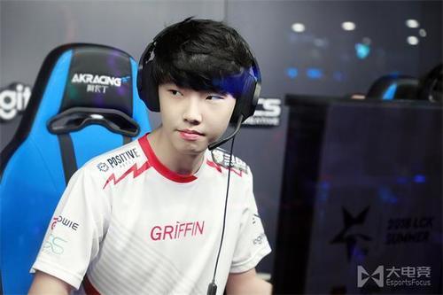 LOL-LCK:Khan拿出杰斯也没用!KZ惨遭GRF零