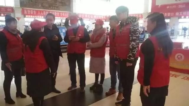 来自上海探亲高中生的春运服务春运第29天,青