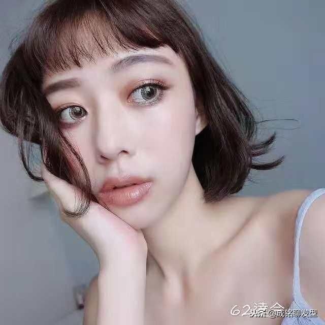 发际线低额头窄的女生,适合什么发型?_【快资