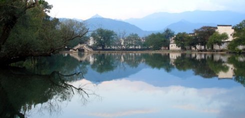 免费旅行也能月入2万元，80后女文青的游戏取景师之路