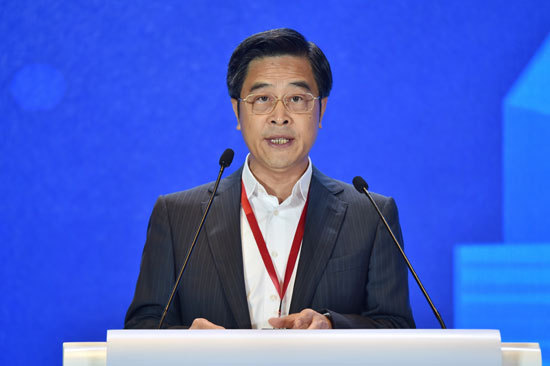 李建红:构建现代产业新体系,为实现高质量发展