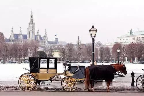 这15个适合冬季旅行的欧洲城市,人少景美性价