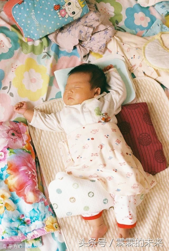 我妈要来帮我带女儿，我老婆死活不同意，看到快递单我不让她来了