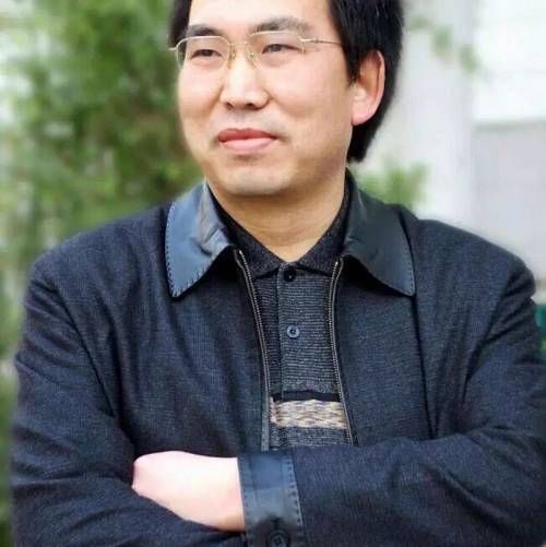 微软股价突破100美元 创历史新高 坐稳全球第三大科技公司宝座 迎