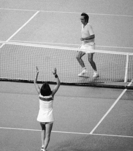 网球史上影响最深远的一战--电影《性别大战》