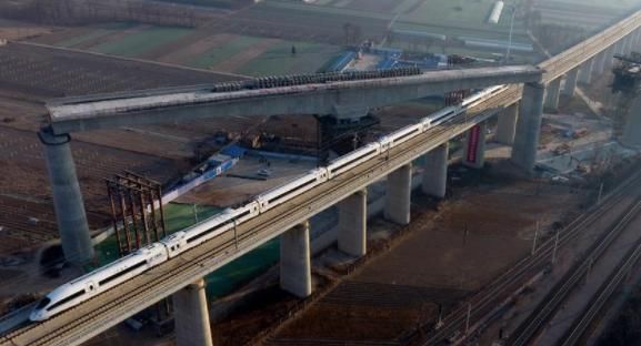 中国又一条在建高铁!设雄安新区后修改线路，还将连接北京和河南