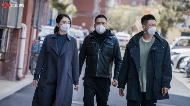 《救护者》之后《搜索:24小时》今晚播出,揭秘疫情防控第二条战线