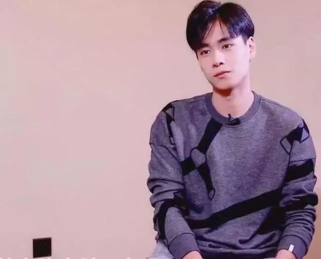 给陈学冬、白敬亭做过配角,如今他因为一部网