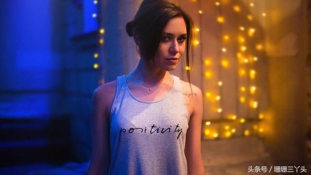 拿单反不用三脚架,也能手持轻松拍出漂亮夜景照片