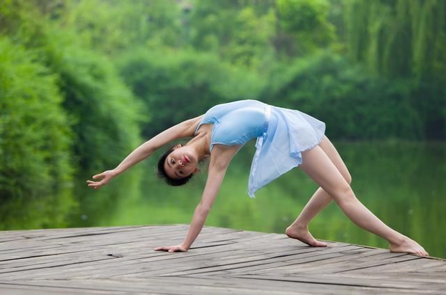 儿童节专访成都最美舞蹈老师 学舞蹈的孩子和