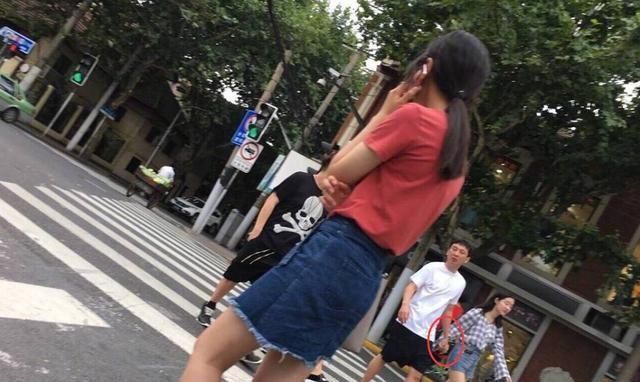 王思聪与林更新开公司了, 有再多的钱, 这些照片