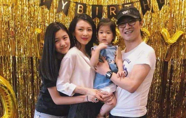 袁咏仪神预言:章子怡怀二胎?醒宝要有弟弟或者