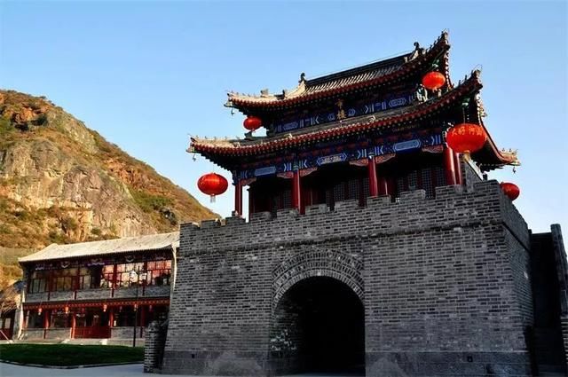 张家口最美的季节才刚刚开始，假期带家人来一场美好的自驾游吧！