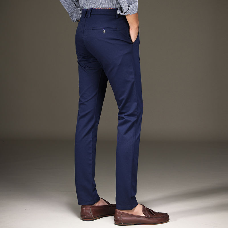 掉档次的运动裤要一定少穿,小脚裤+豆豆鞋,初