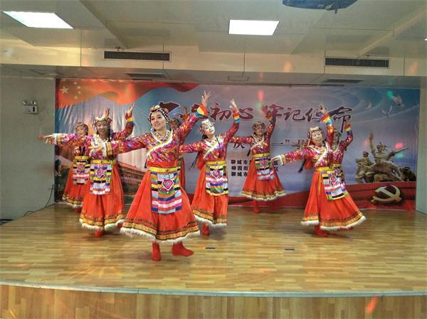 聊城市复退军人医院举行庆八一慰问演出