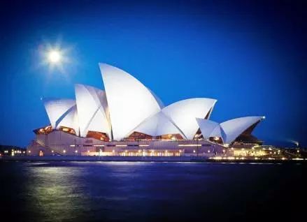 刚刚,中国大使馆发文:加入外籍者不注销中国护